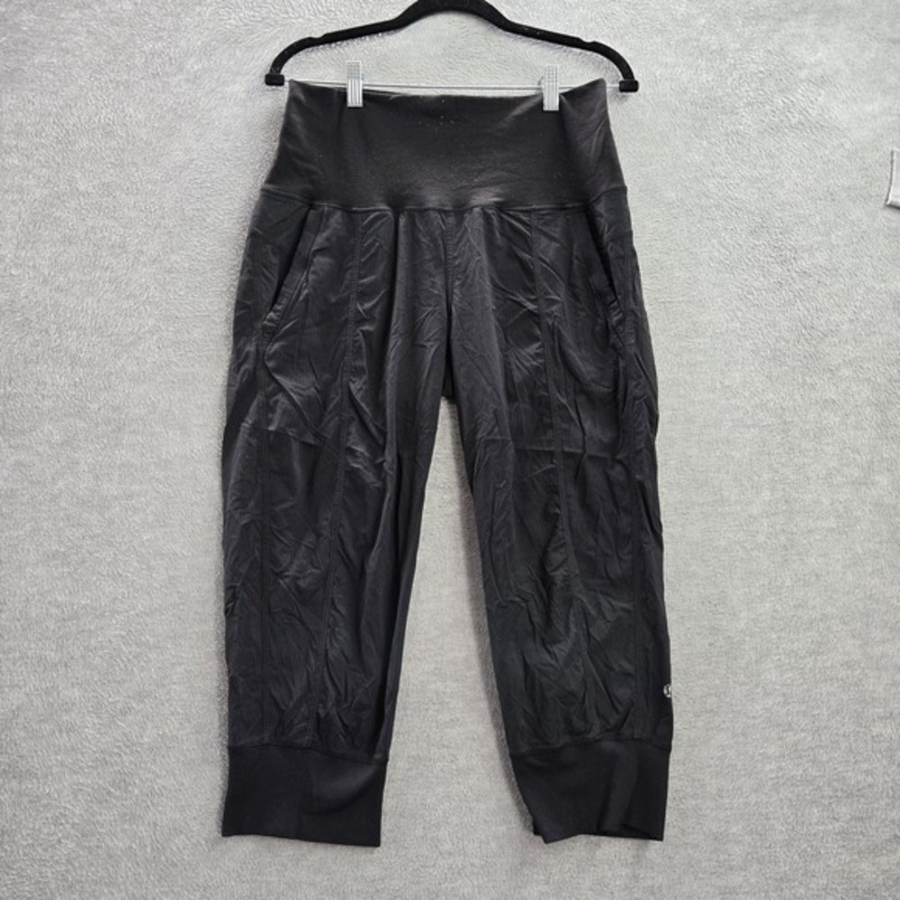 Lululemon Women Activewear Pants 6 Black In Flux Crop 20" Inseam